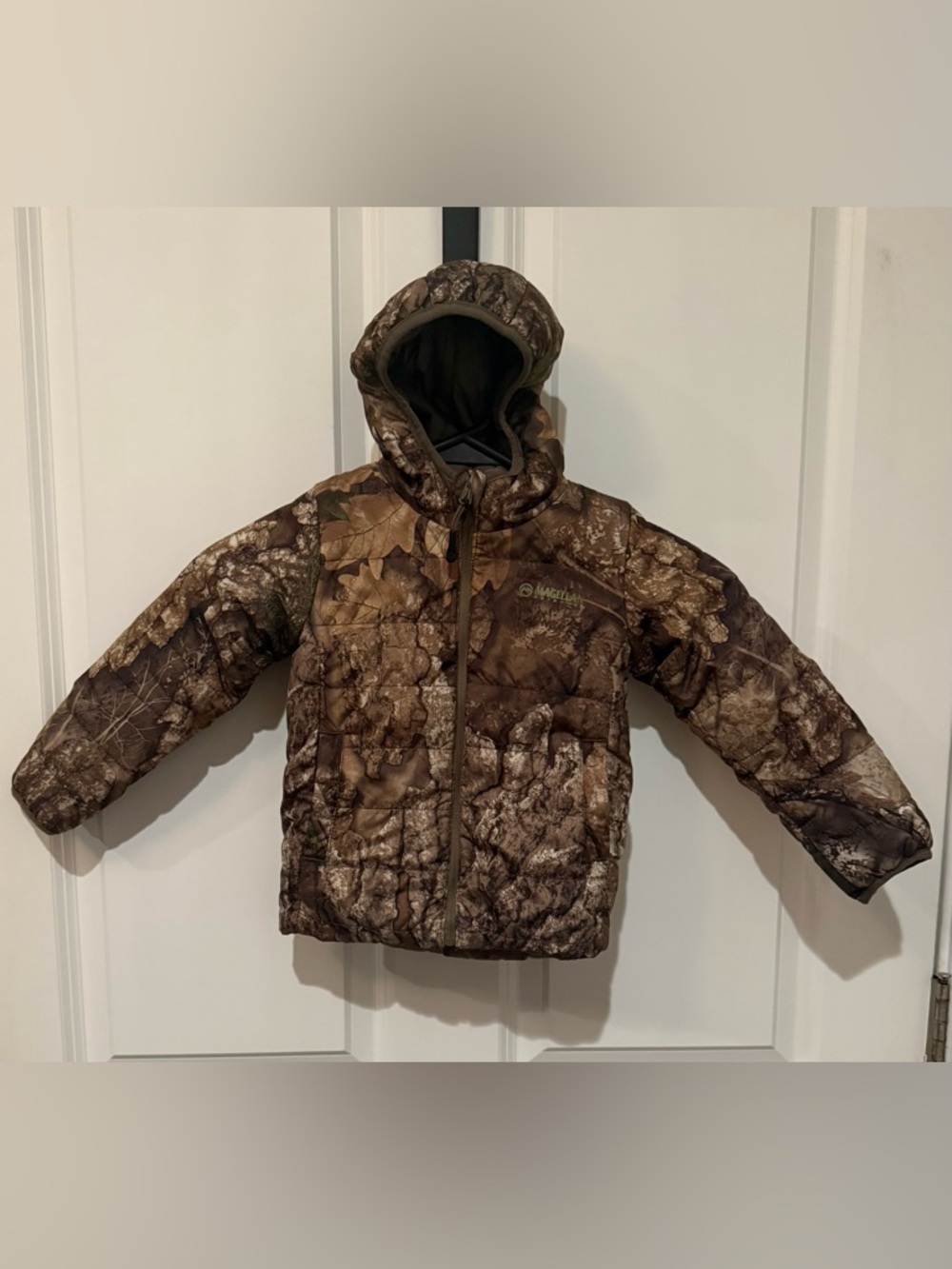 Magellan Realtree APX Outdoors Camo/Brown Reversible Puffer Jacket